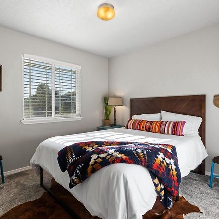 Southwestern Style 4 Bedroom Nampa Home Sleeps 16! Exteriér fotografie