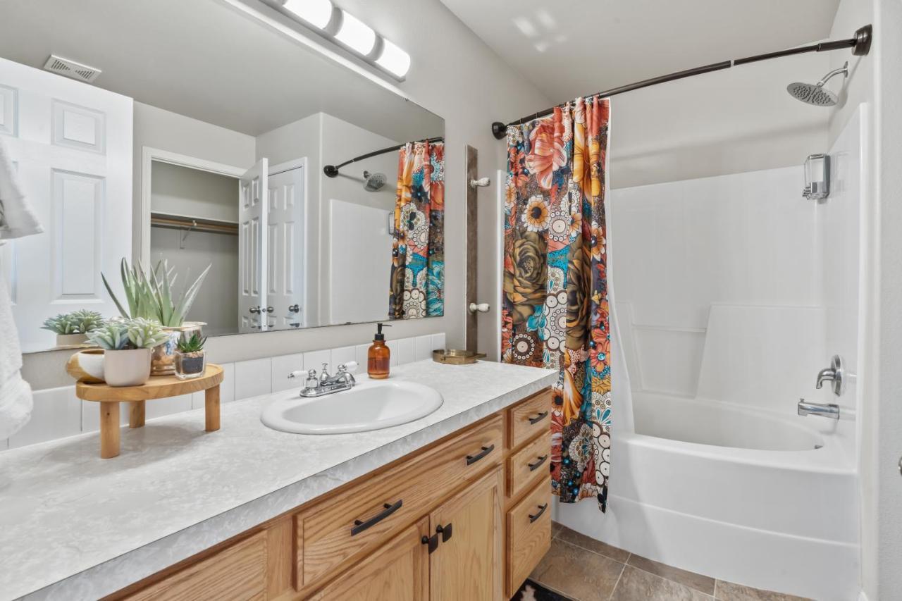 Southwestern Style 4 Bedroom Nampa Home Sleeps 16! Exteriér fotografie